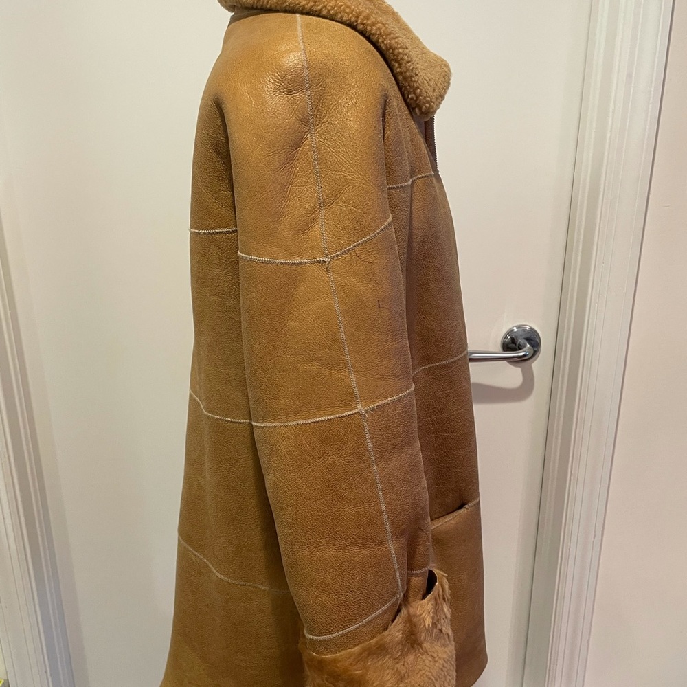 Fantazia Camel Shearling Zip Front Coat - Size S. - Picture 4 of 16